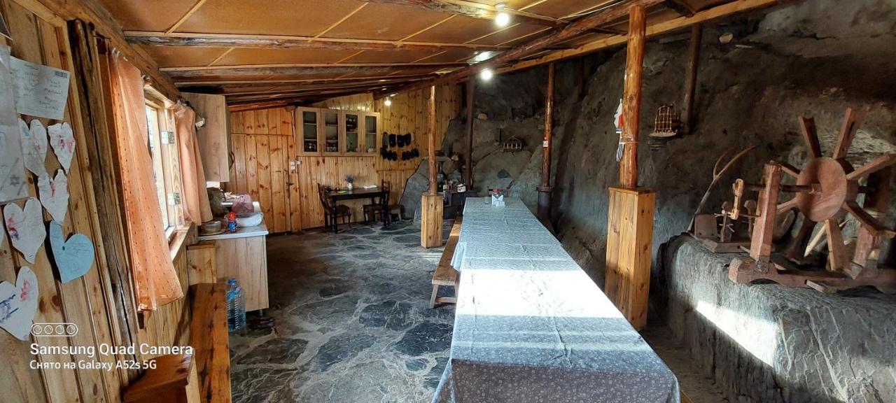 Guest House Tsasne Омало Экстерьер фото